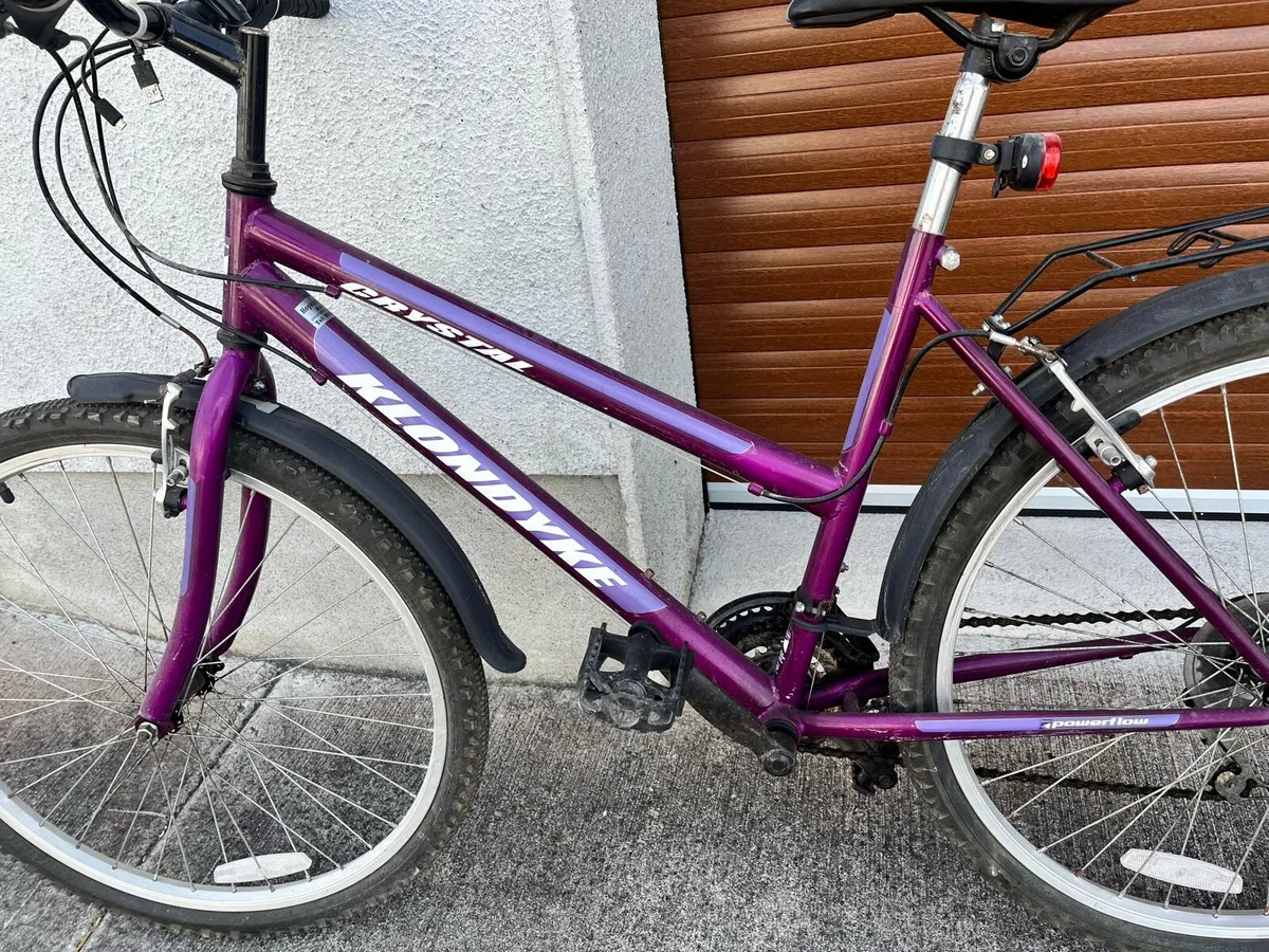 Ladies bicycle - Image 3