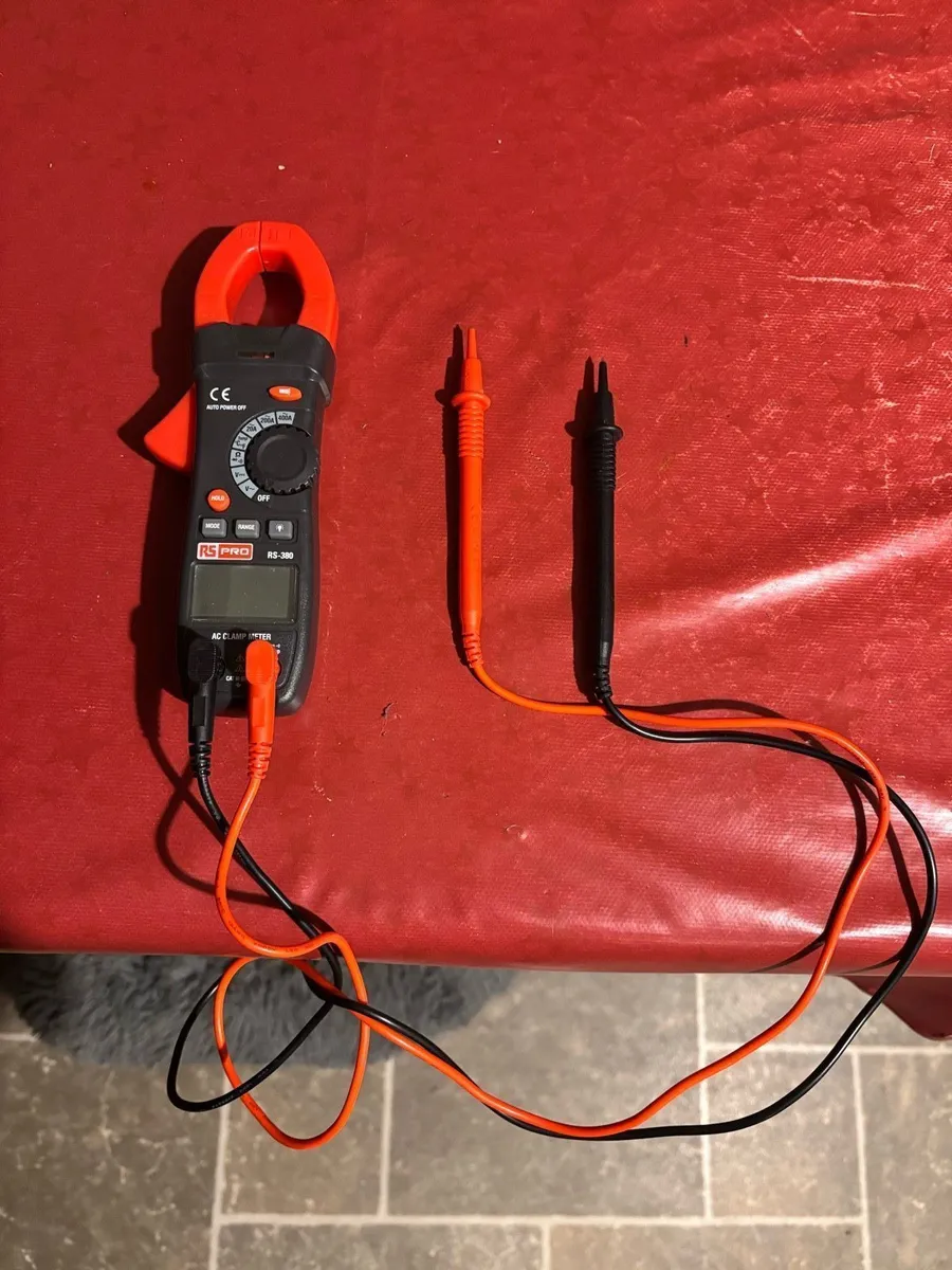 🔧 RS PRO RS-380 Digital Clamp Meter
