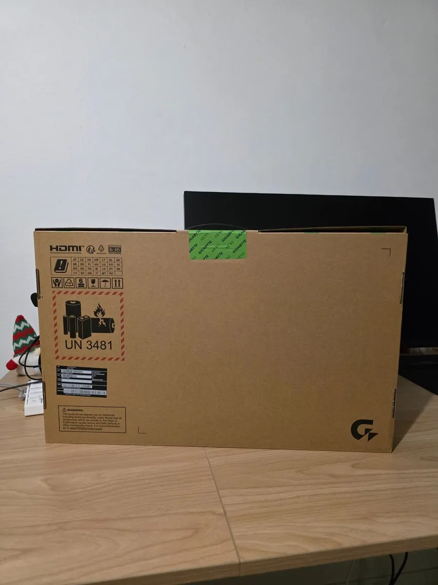 GIGABYTE AERO X16 RTX 5070 | Ryzen AI 7 350 | 32GB - Image 3