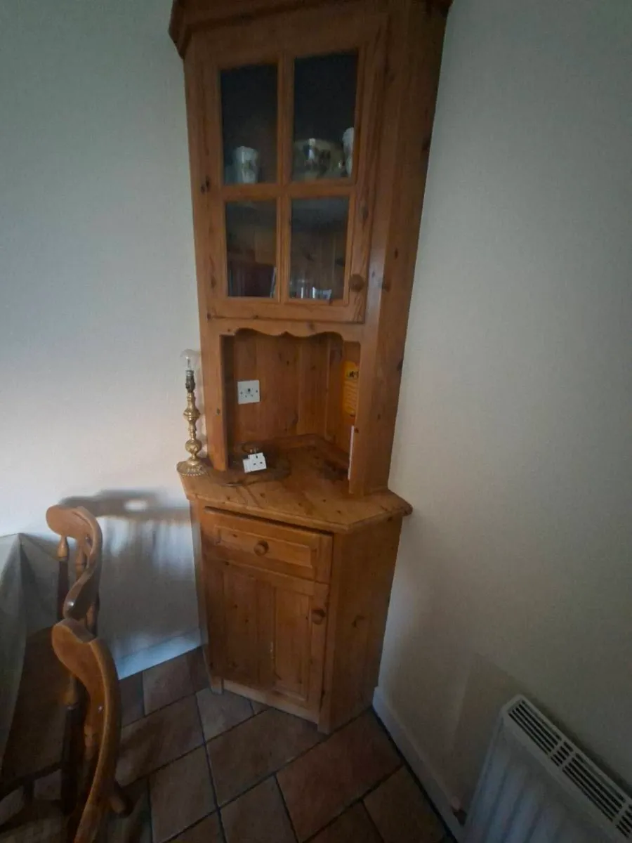 Oak corner unit