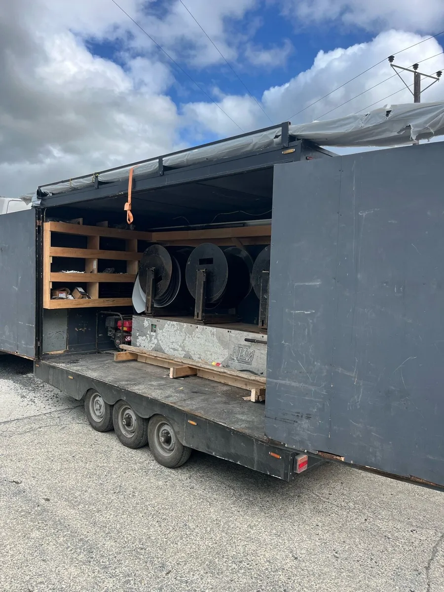 Tri axle box trailer - Image 2