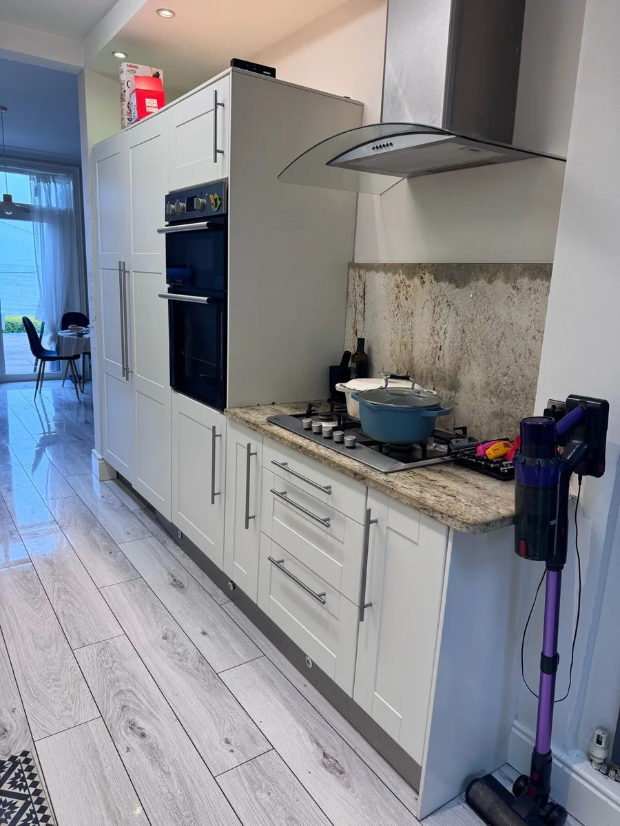 Ivory kitchen - Image 4