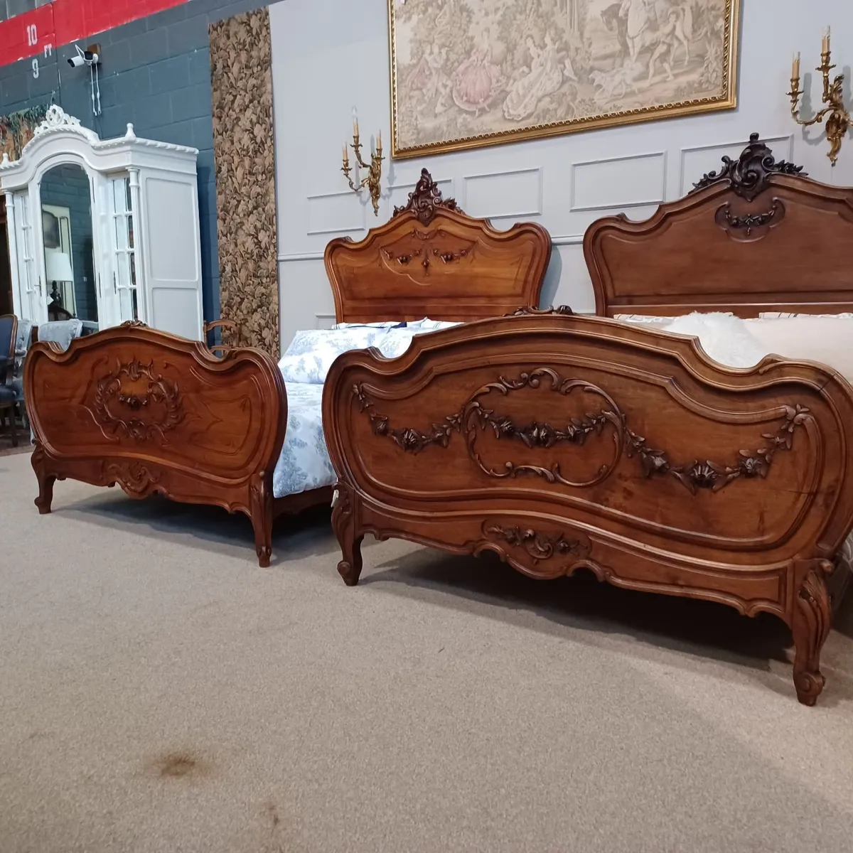 Two Antique Double Beds Louis XV - Image 2