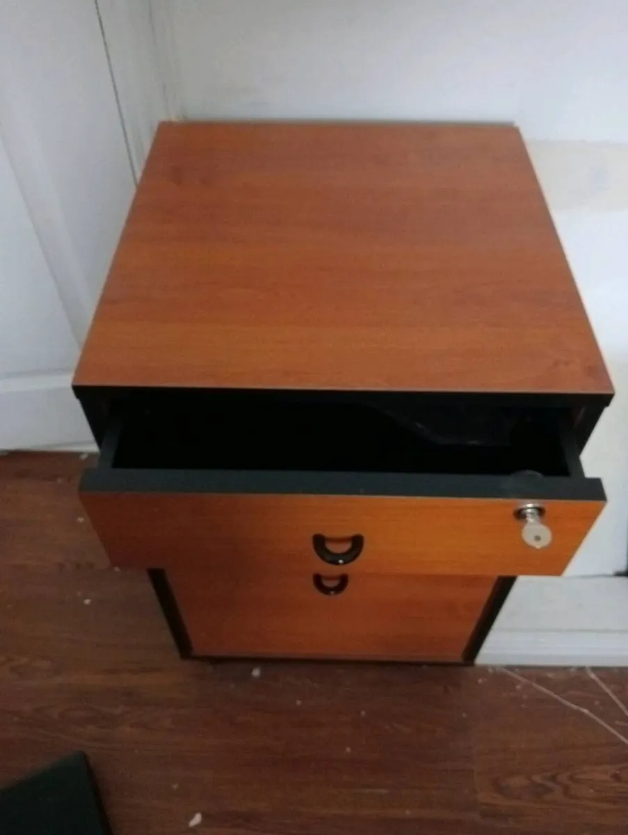 Office unit - Image 1