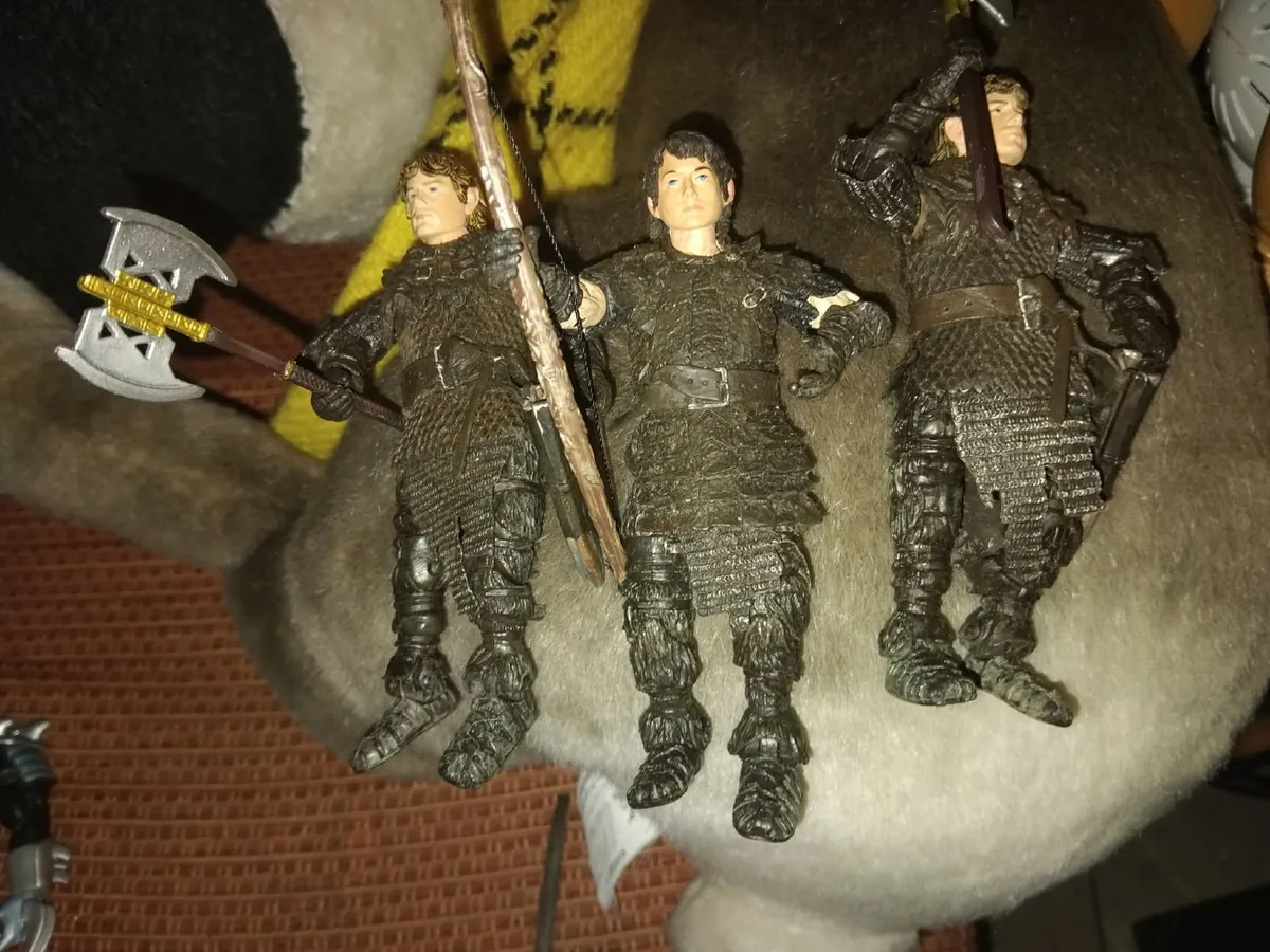 Samwise X2 & 1 X Frodo Lord of the Rings Figures - Image 3