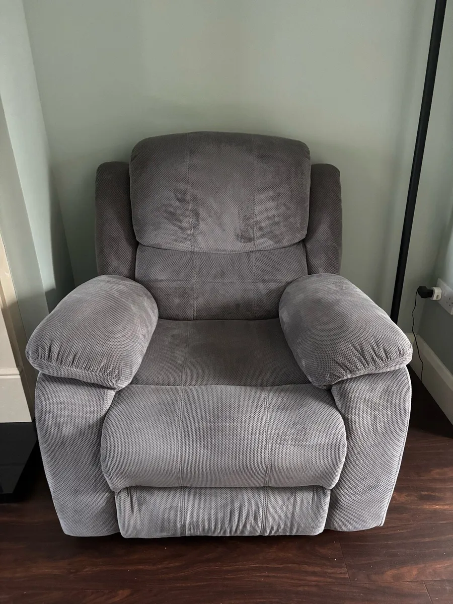 Fabric recliner