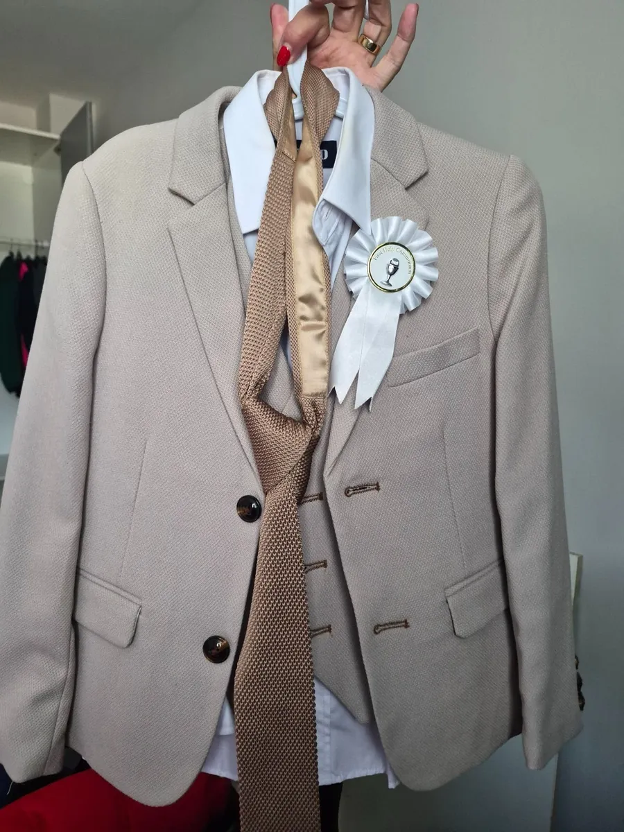 Communion suit - Image 1