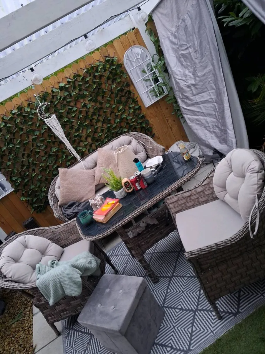 Garden furnitue set