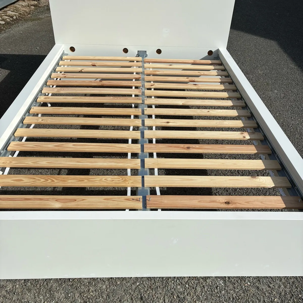 White Malm double bed frame with solid lats - Image 4