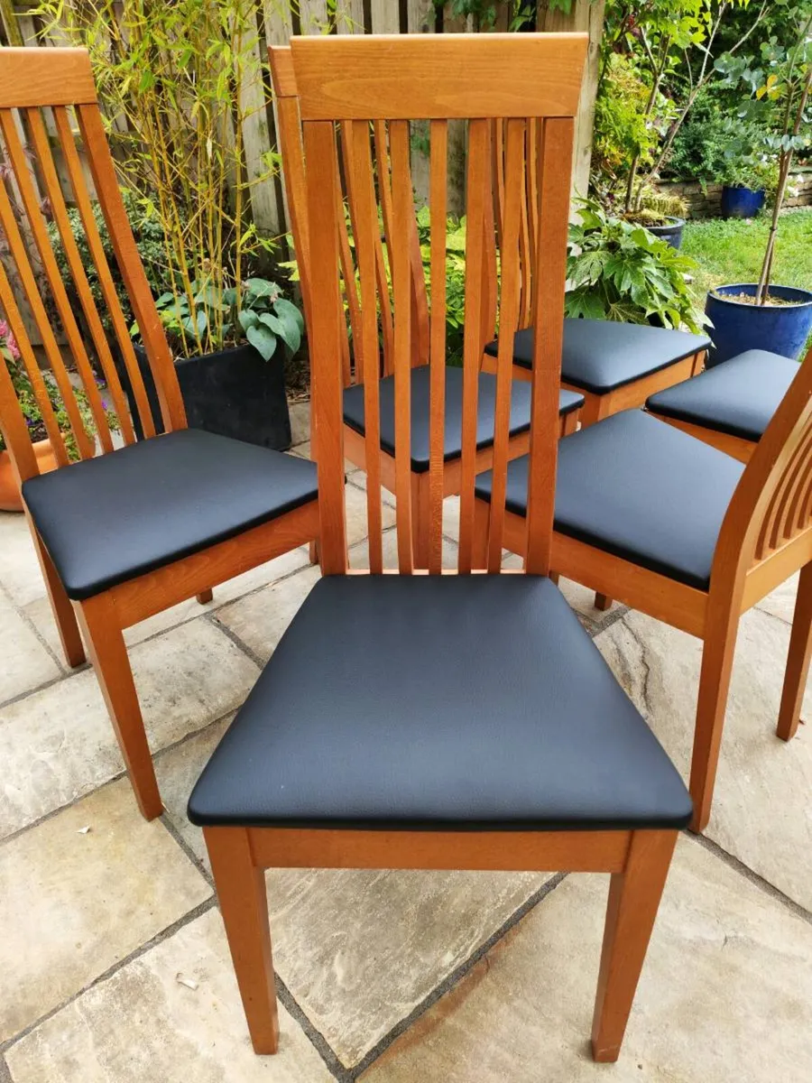 6 kitchen dining chairs - Image 1