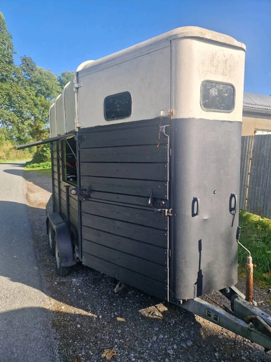 Horsebox bar - Image 2