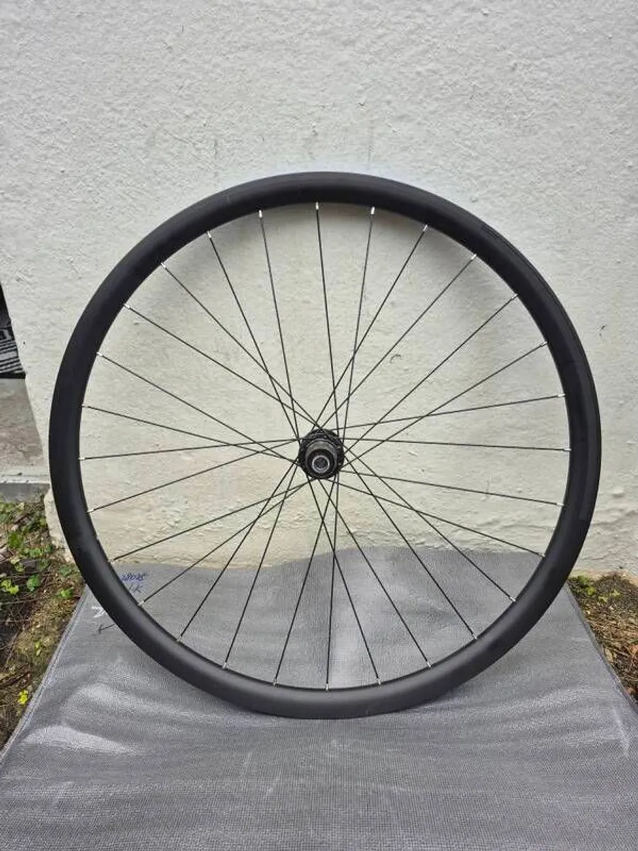 Cube attain race aluminium bare wheelset - Image 2