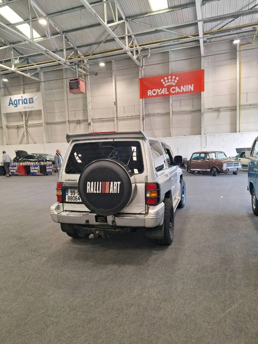Pajero - Image 1