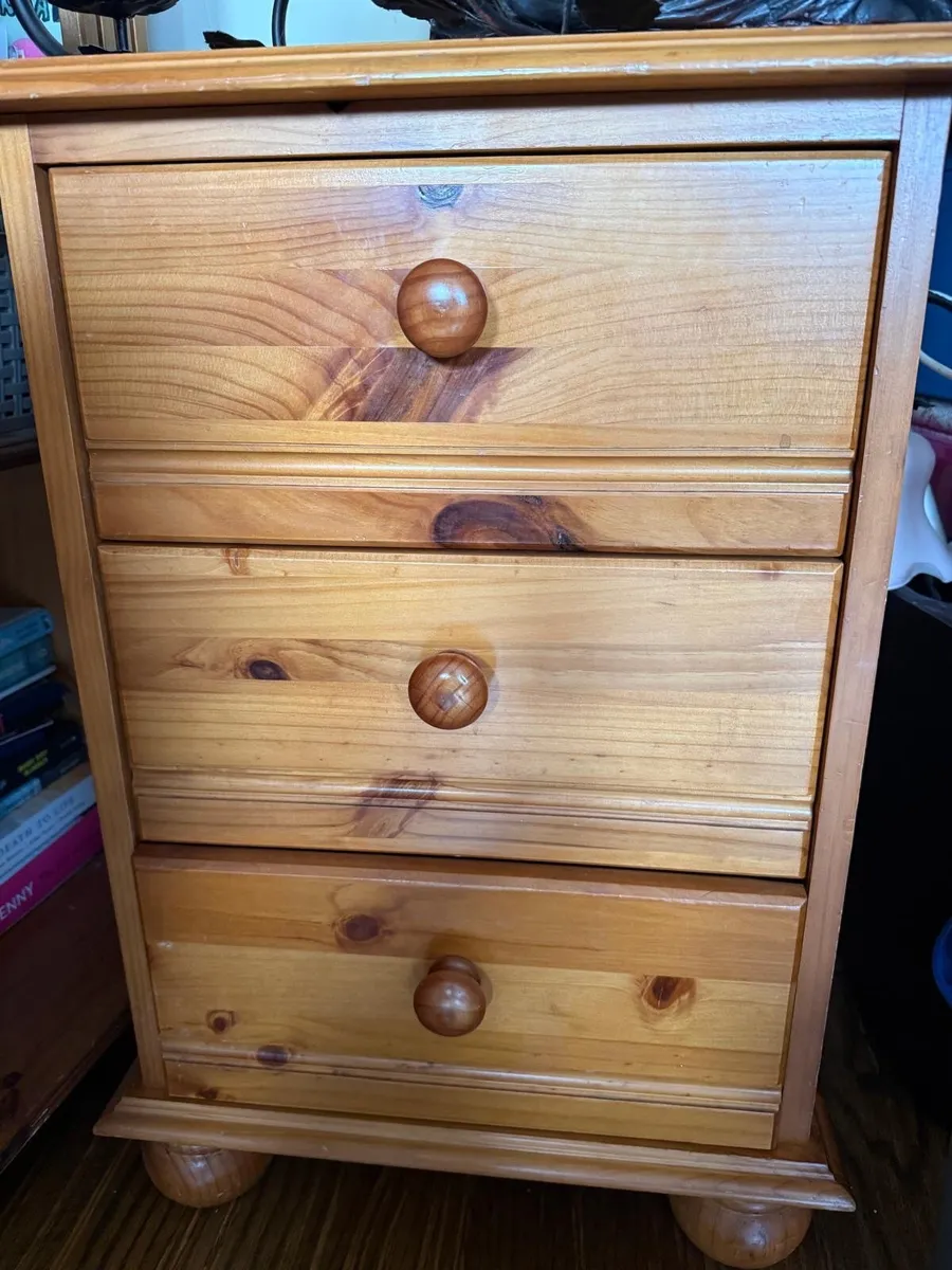 Furniture free to collect. - Image 4