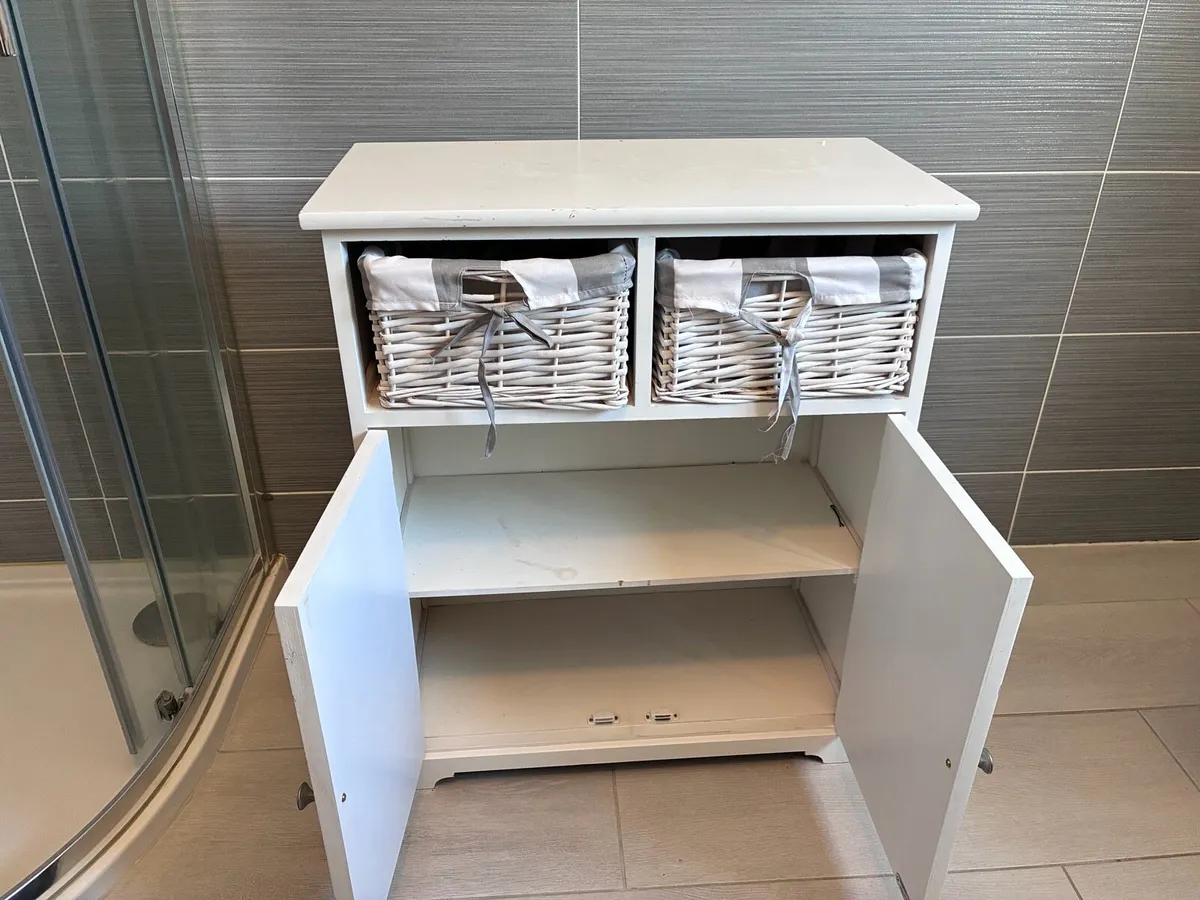 Bathroom cabinet - Image 2