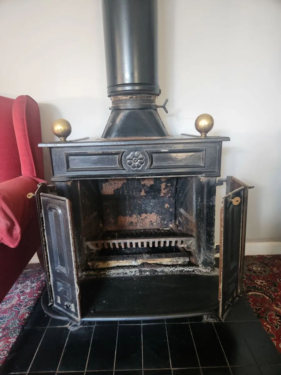 Benjamin Franklin Cast iron fireplace - Image 4
