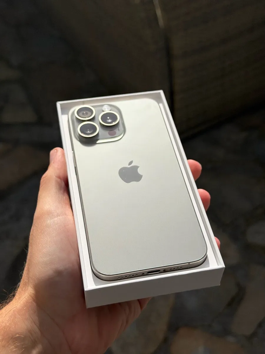 iPhone 15 Pro Max 256GB Natural Titanium - Image 4