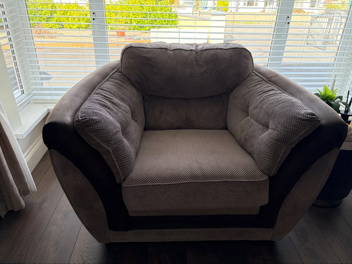 full living room set - Image 1