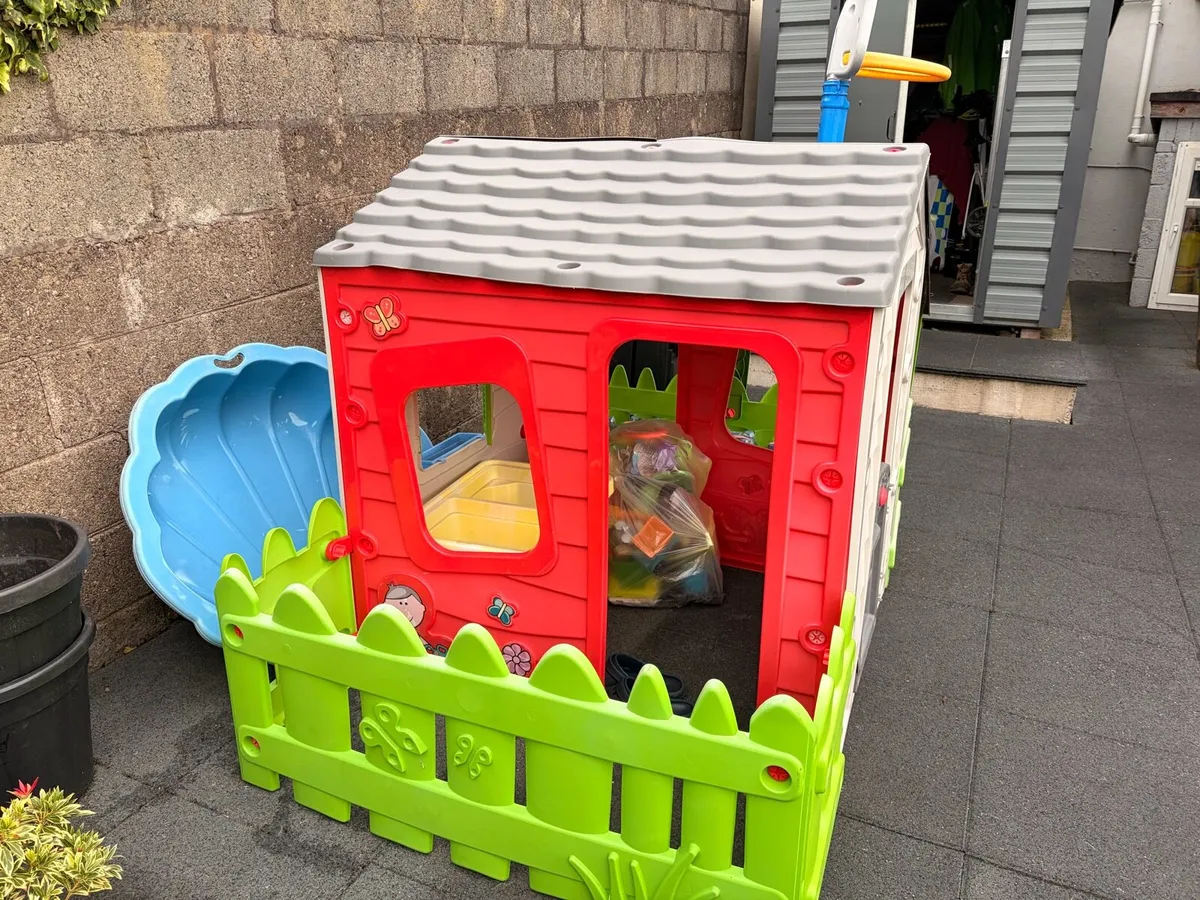Playhouse - Image 3