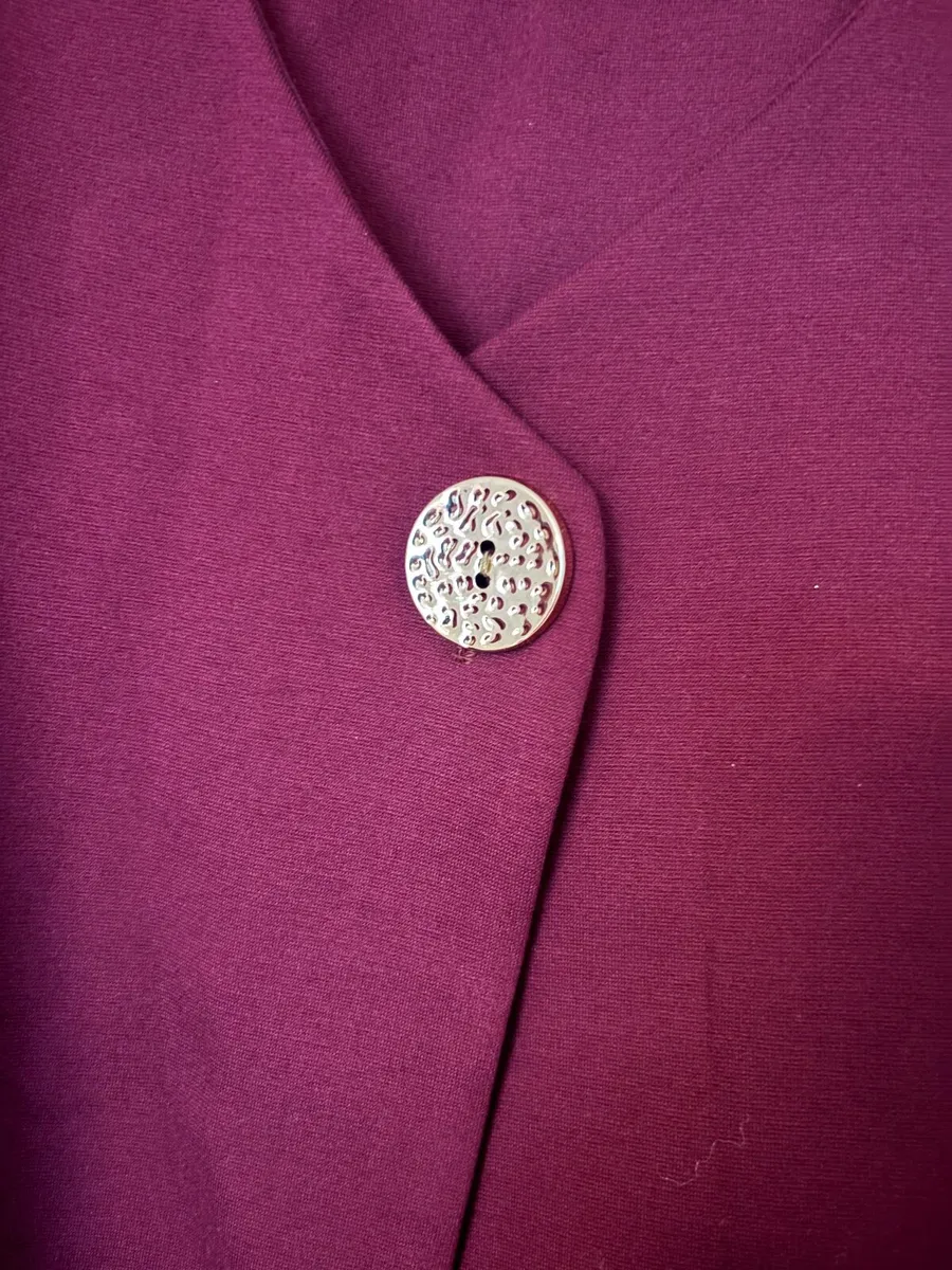 Brand new plus size blazer- size 18/20/22/24 - Image 2