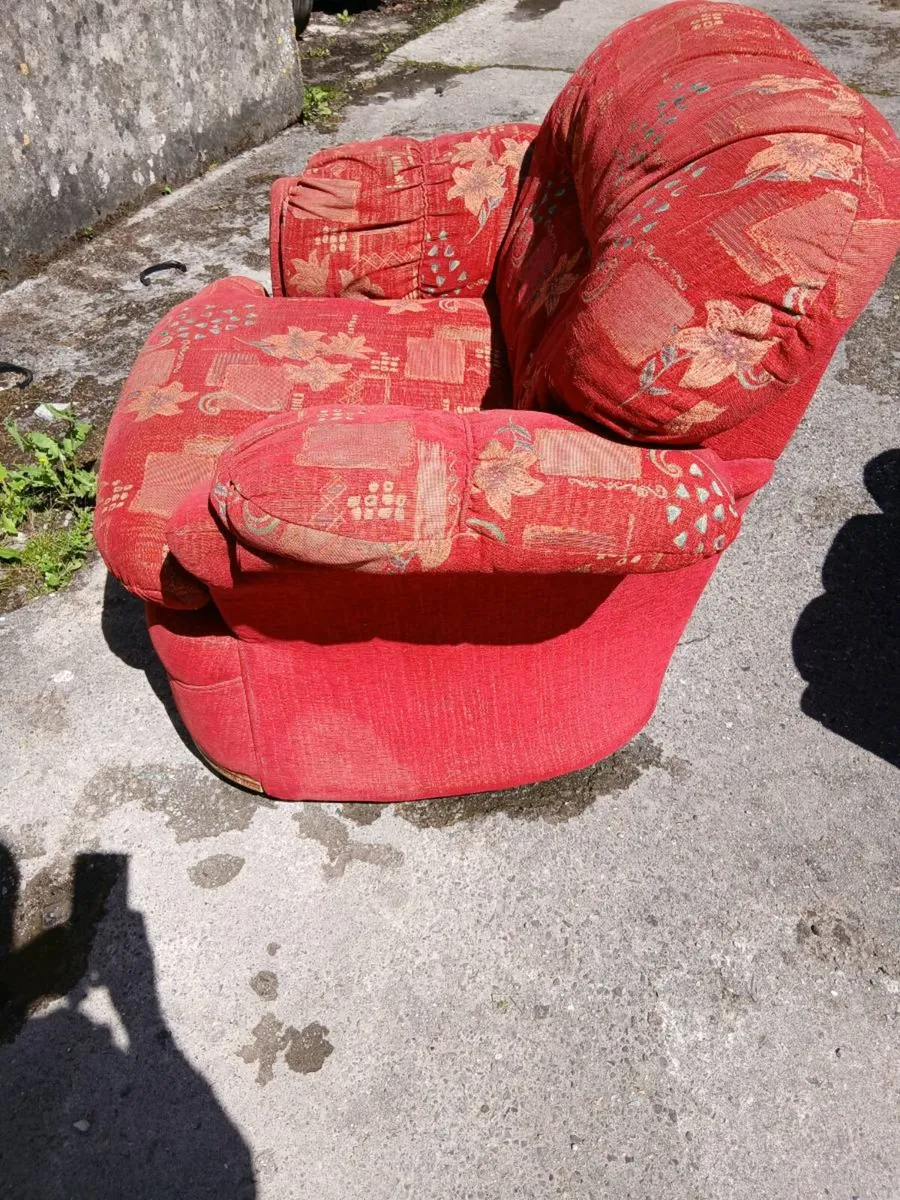 2 chairs - Image 3