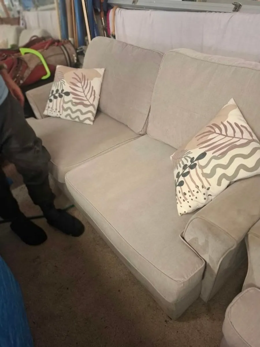 sofa (3 and 2 seater) - Image 1