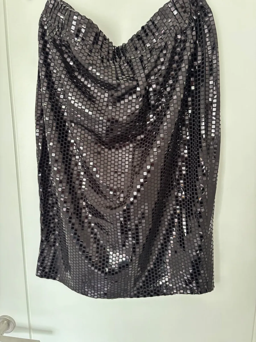 Brand new pencil skirt- size 16/18/20 - Image 1