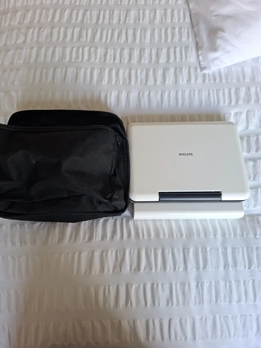 Portable Philips dvd players - Image 1