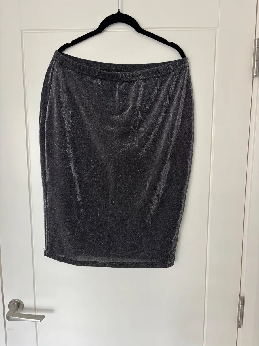 Brand new pencil skirt- size 16/18/20 - Image 1