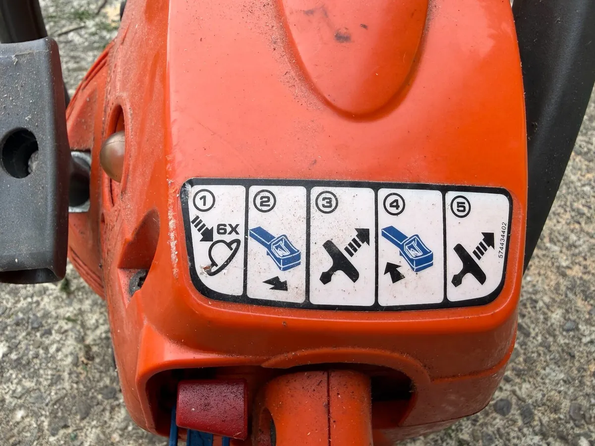 CHAINSAW HUSQVARNA 236 - Image 2