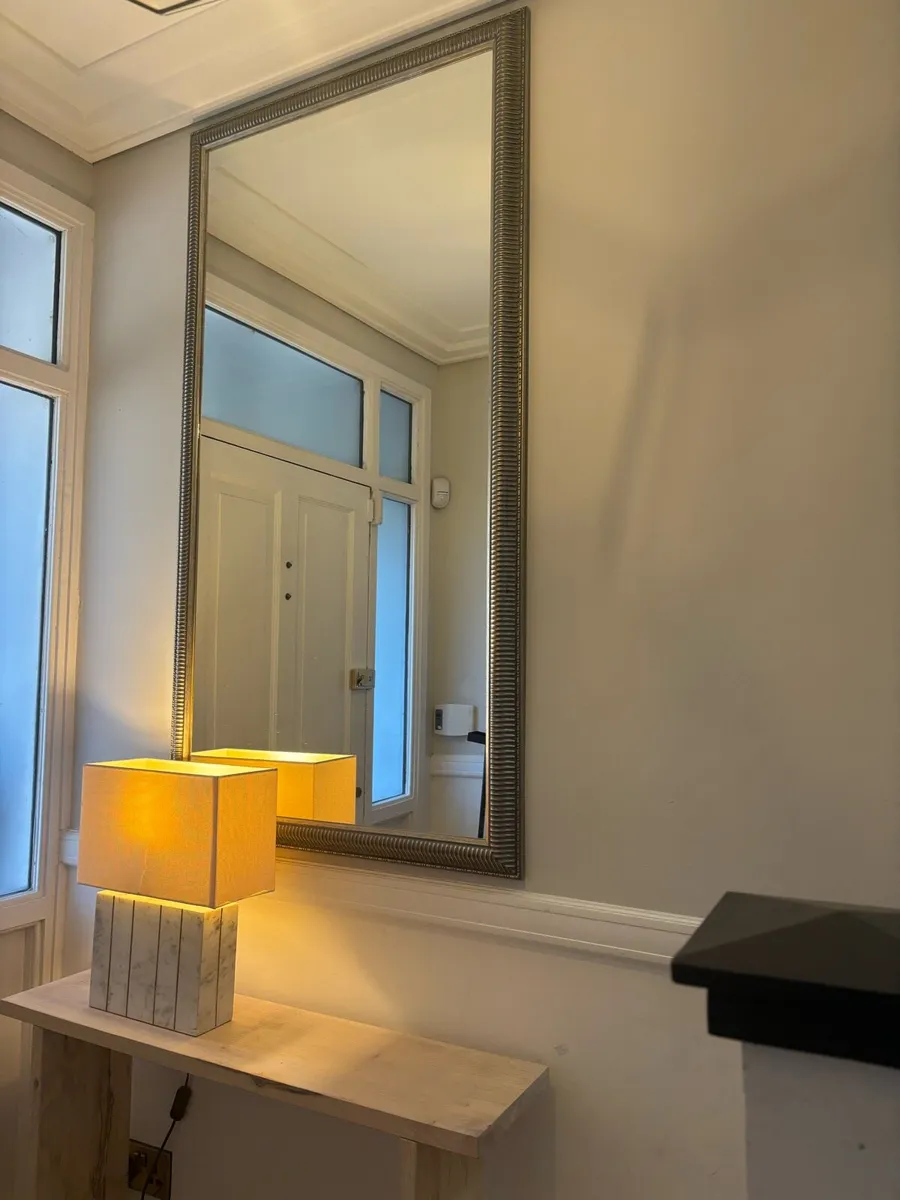 Large gold tone mirror - Image 1