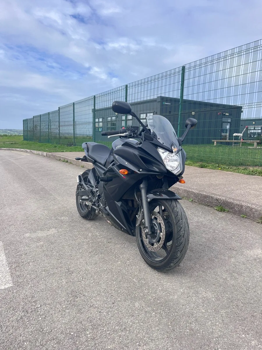 Yamaha XJ6 Diversion F - Image 1