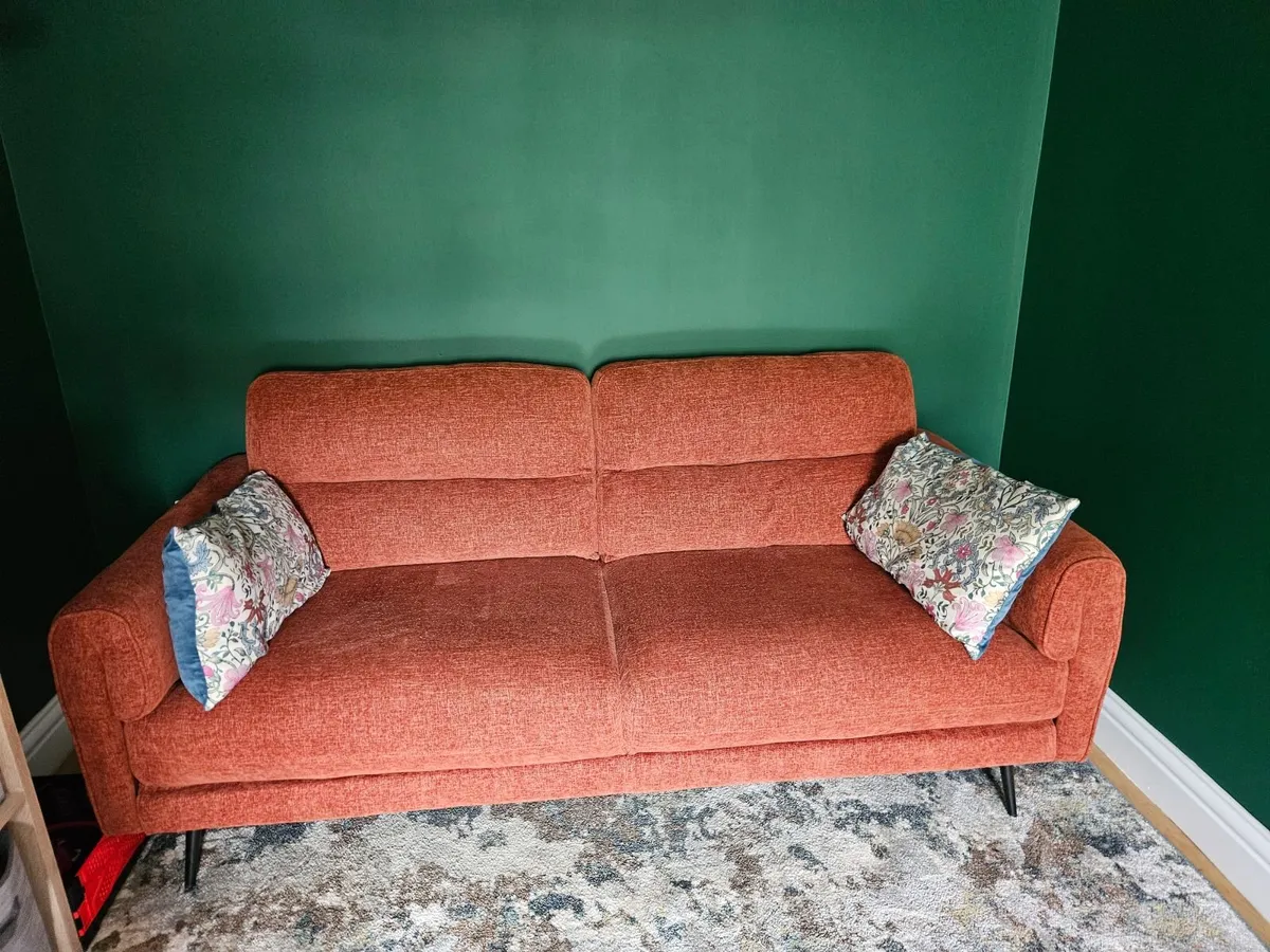 2.5 seater sofa - Image 1