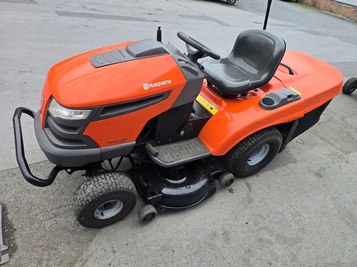 Ride on mowers - Image 3