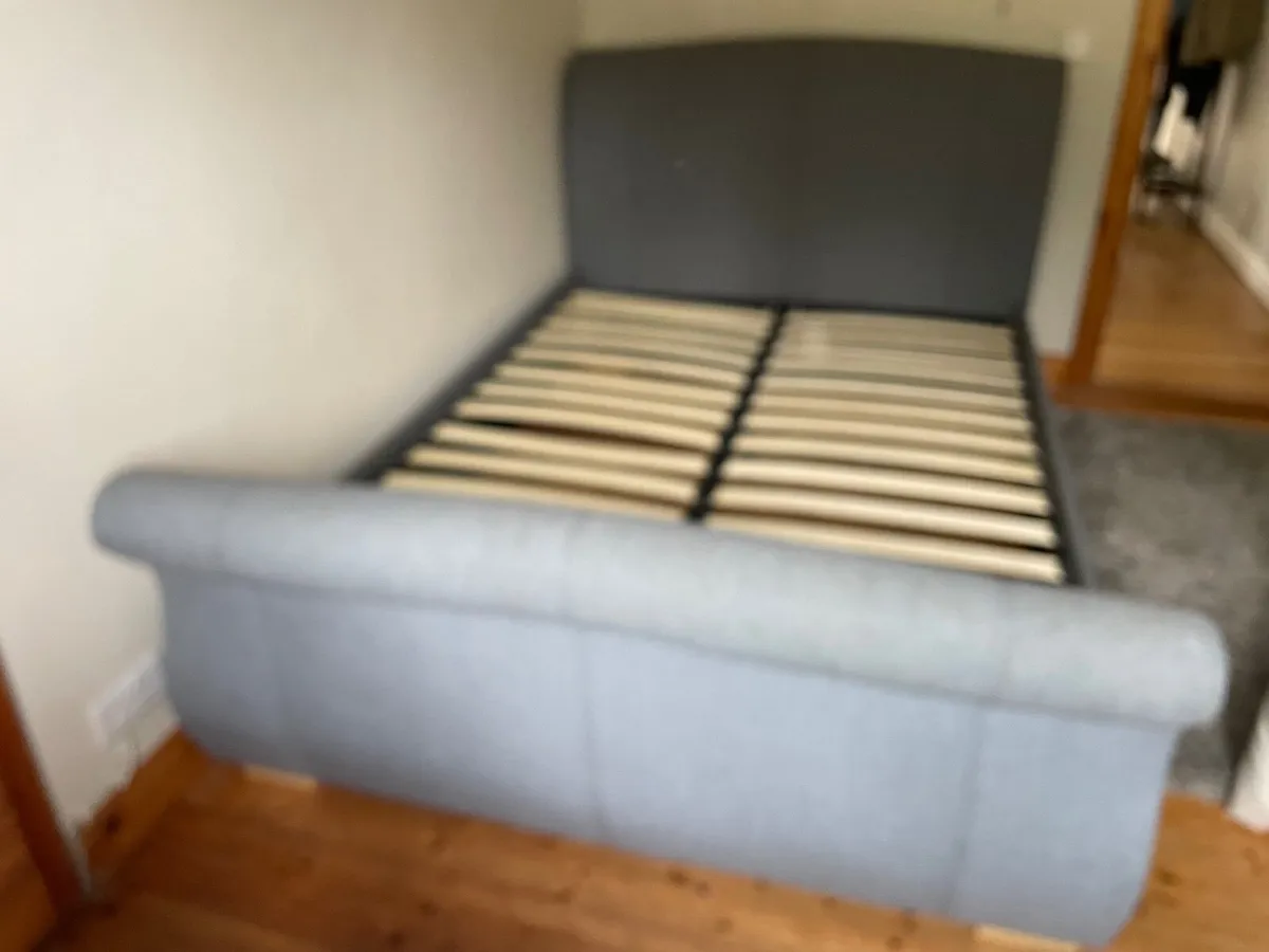 Sleigh Double Bed - Image 4