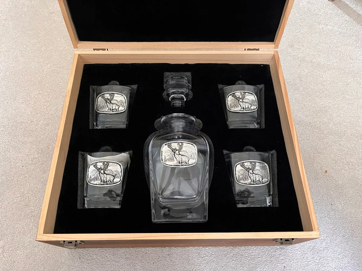 Crystal & Pewter decanter & 4 glasses - Image 1