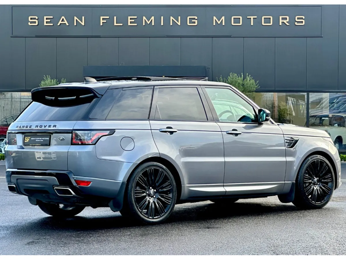 Land Rover Range Rover Sport HSE 3.0D A DYNAMICS - Image 4