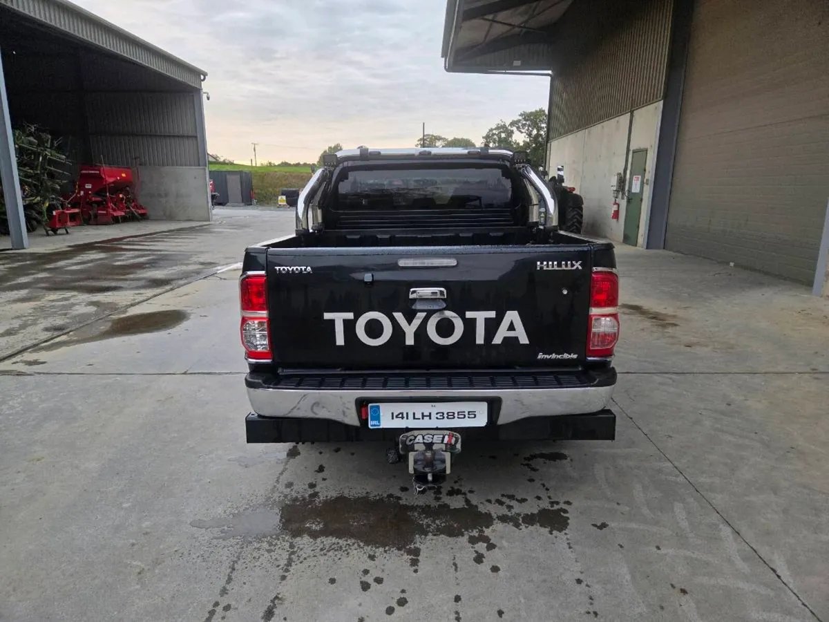 Toyota hilux - Image 3