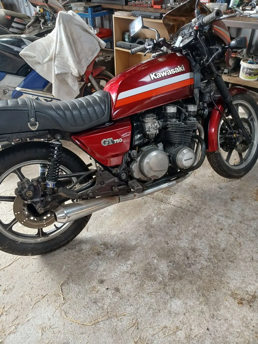 Kawasaki gt 750 1986 - Image 1