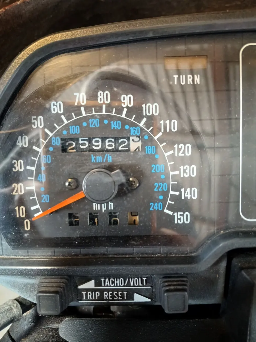 Kawasaki gt 750 1986 - Image 4