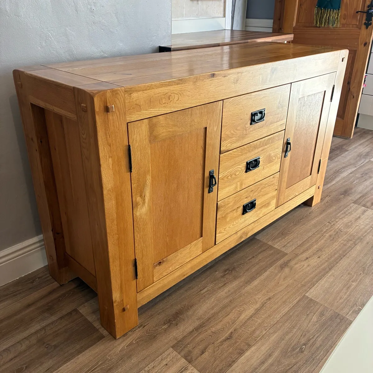 Fab! 💯% solid Oak Sideboard & Tall Display Unit - Image 3