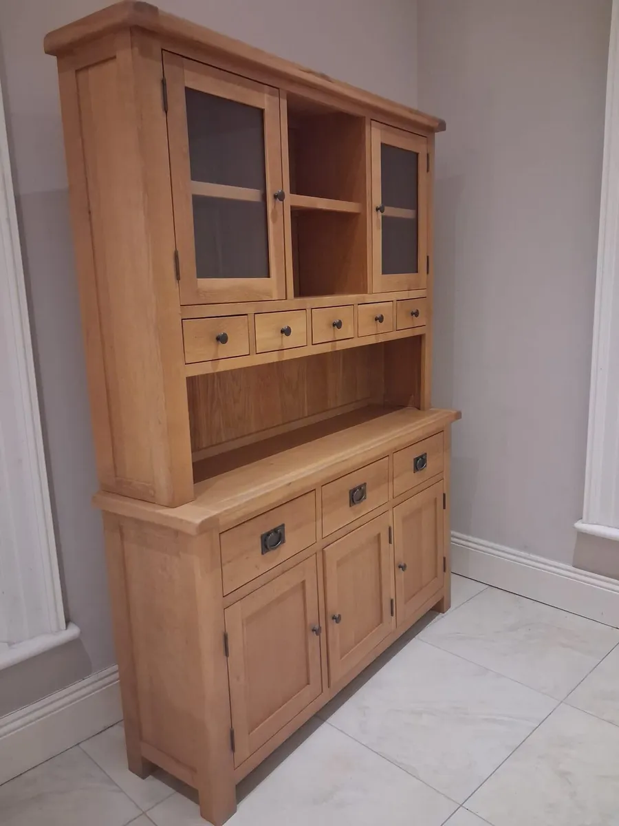 Kitchen dresser - Image 1