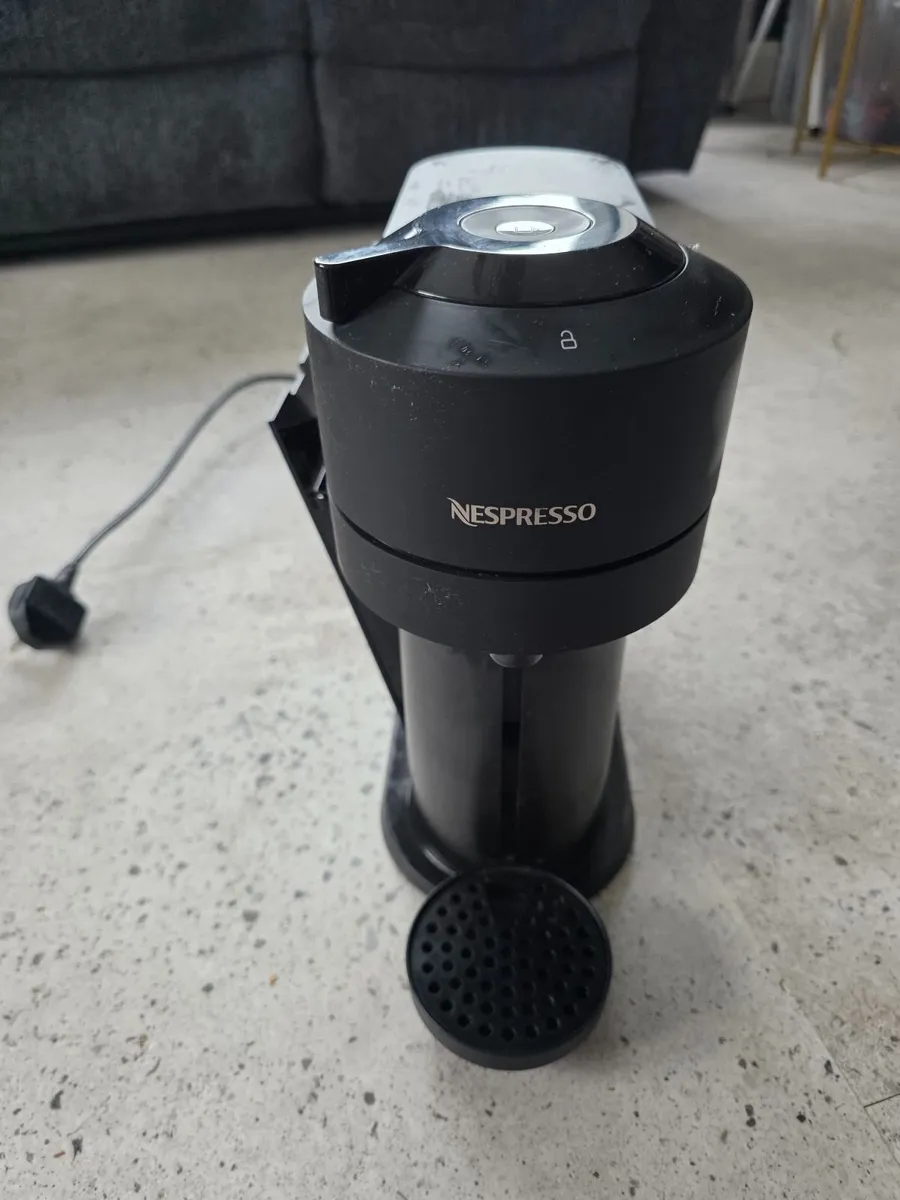 Nespresso Virtuo Coffee Machine - Image 2