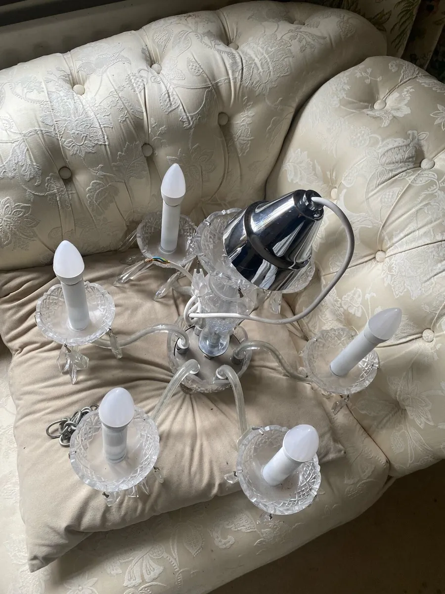 WATERFORD “LISMORE” VINTAGE CRYSTAL CHANDELIER - Image 3