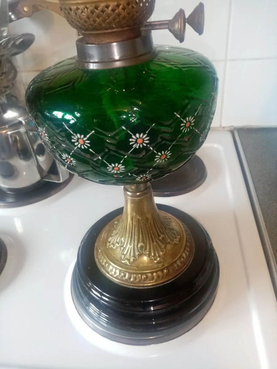 Vintage oil Lamp - Image 2