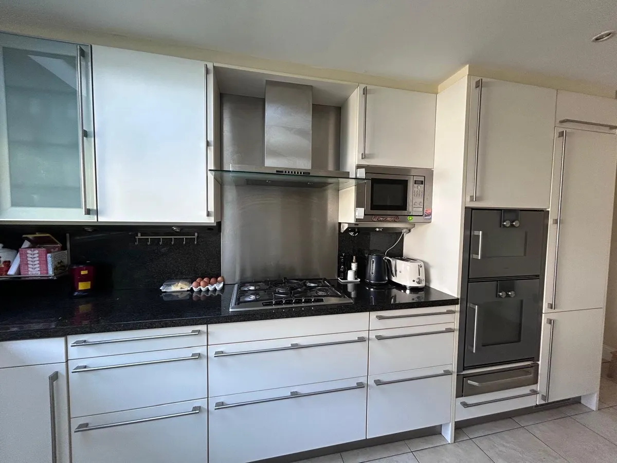Kitchen - Image 3