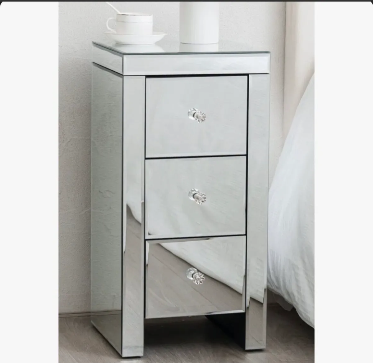 Mirror bedside locker - Image 1