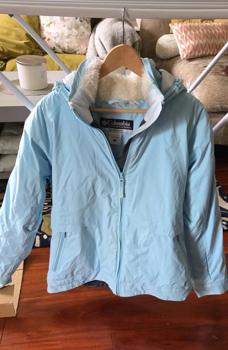 Womens clothes - Image 1