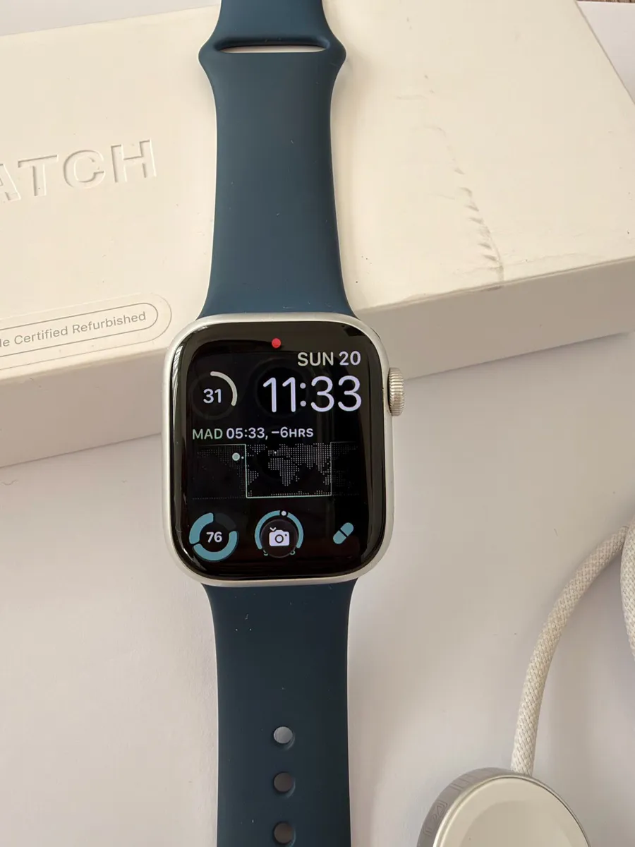 Apple Watch series 9 - Image 2
