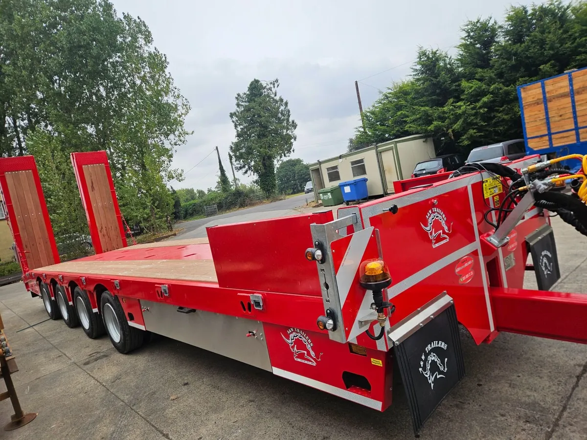 Low Loader - Image 1